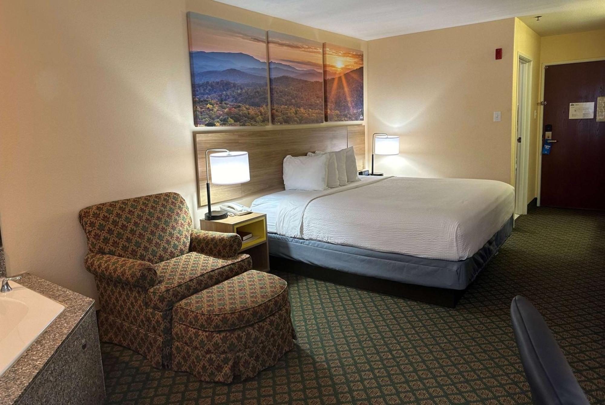 Days Inn & Suites By Wyndham Eunice Екстериор снимка
