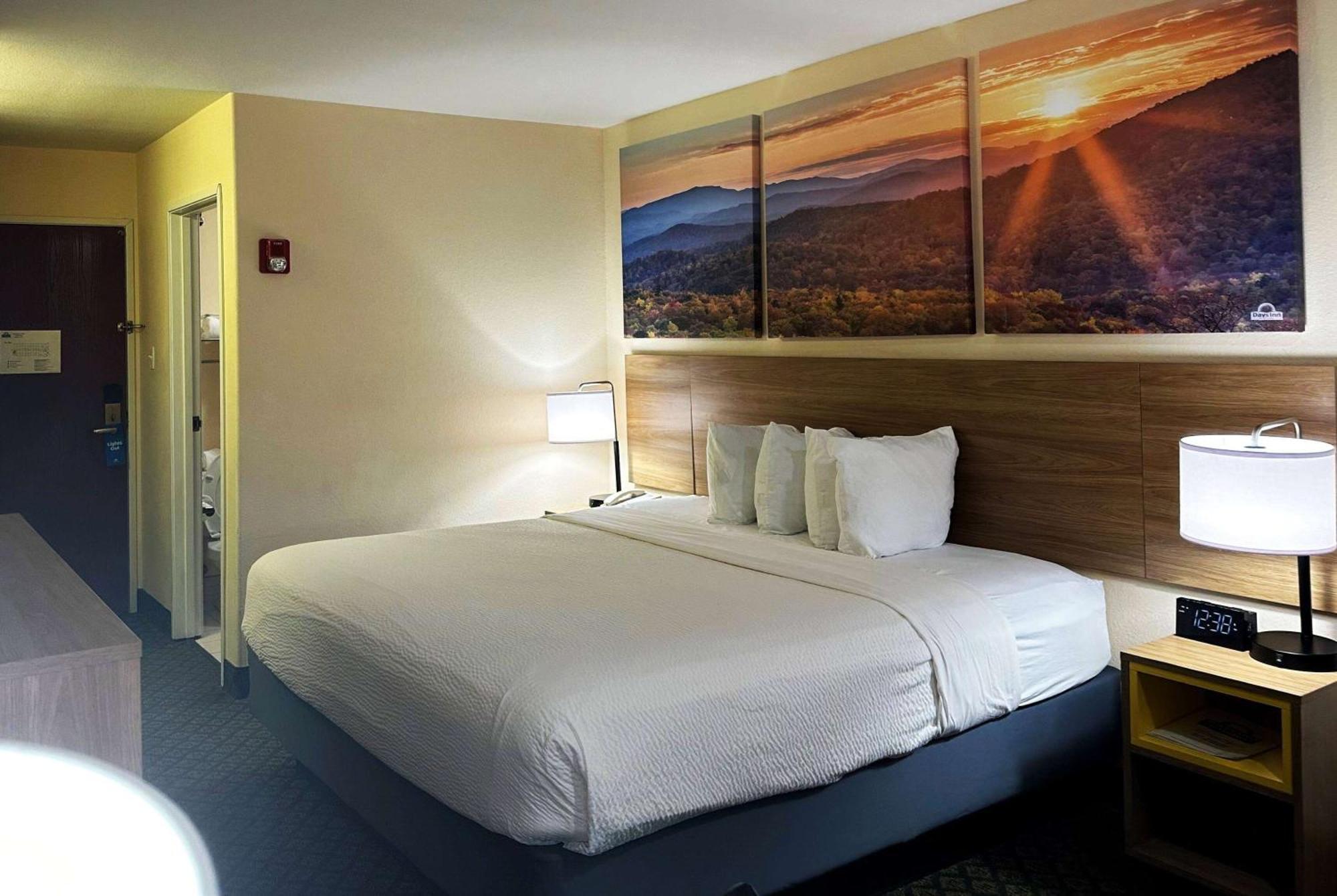 Days Inn & Suites By Wyndham Eunice Екстериор снимка