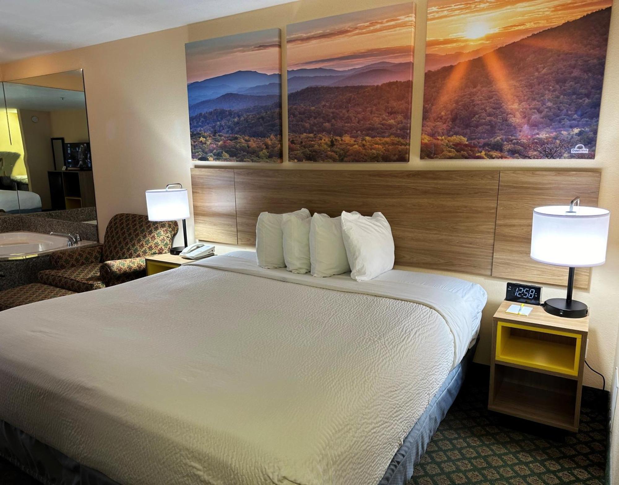 Days Inn & Suites By Wyndham Eunice Екстериор снимка