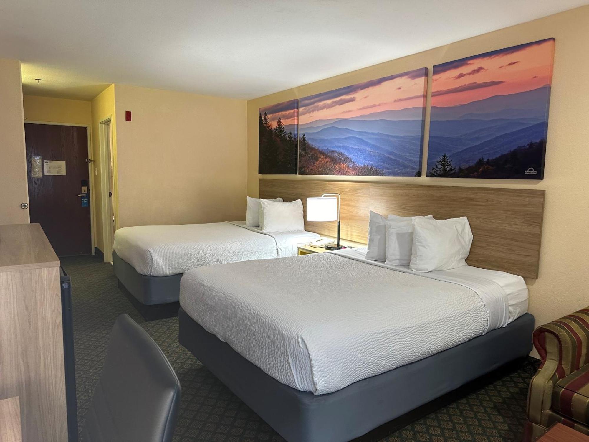 Days Inn & Suites By Wyndham Eunice Екстериор снимка