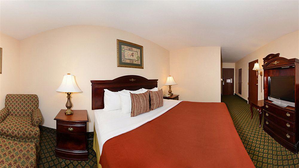 Days Inn & Suites By Wyndham Eunice Екстериор снимка